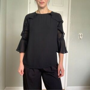3/$20 Monteau Black Ruffle Sleeve Top